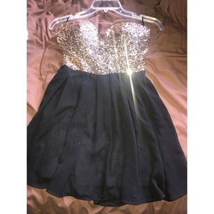 Gold & Black Windsor Dress